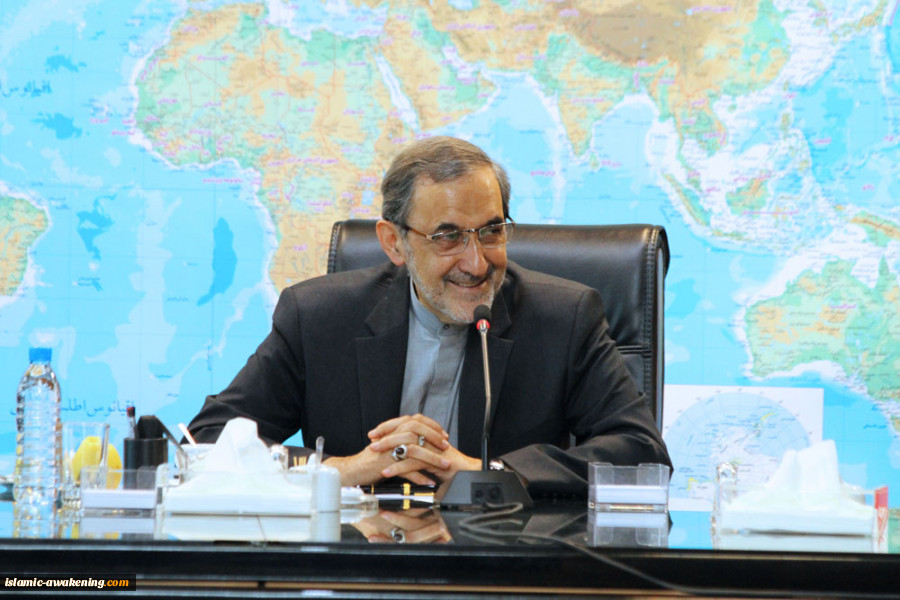 دیدار اندیشمندان عراقی با دکتر ولایتی دبیرکل مجمع جهانی بیداری اسلامی 8