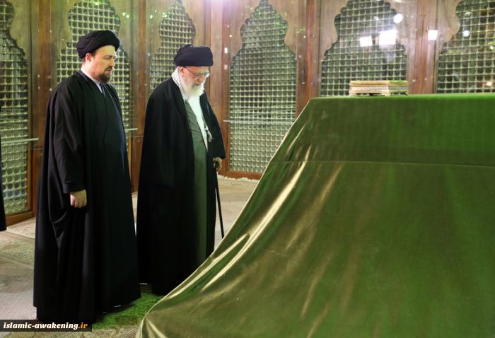 Leader pays tribute to Imam Khomeini, martyrs