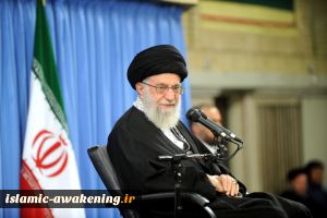 الامام الخامنئی: حرب العدو الحقیقیة ضد ایران تتمثل بالحربین الثقافیة والاقتصادیة