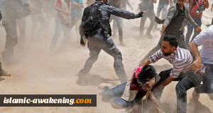 الفلسطينيون يتجهزون للمشاركة في جمعة