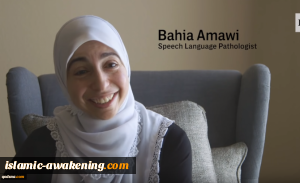 طرد مسلمة من عملها فی أمریکا بسبب 