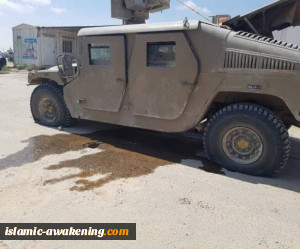 الاحتلال یعترف بتضرر أحد آلیاتهِ العسکریة بعد استهدافها