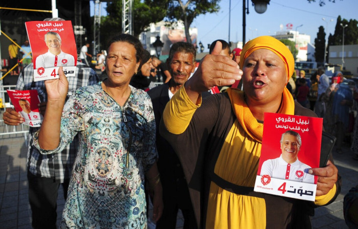 التونسیون یختارون رئیسهم وسط إجراءات أمنیة مشددة