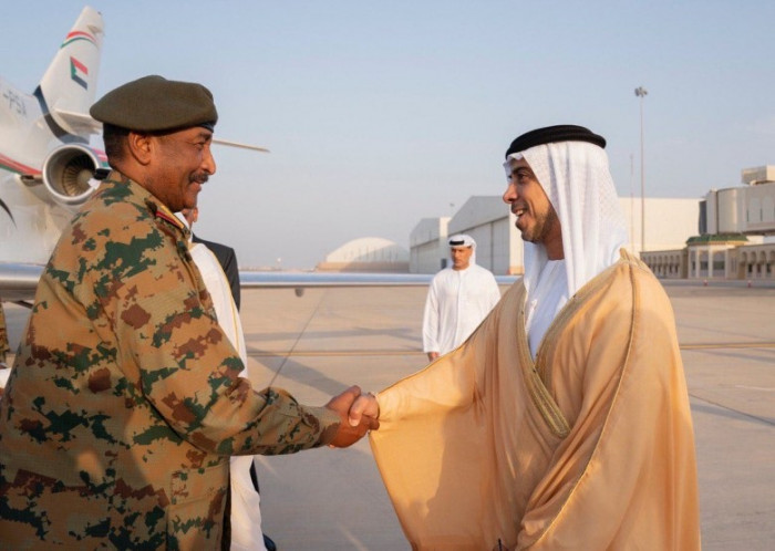 AP: الإمارات هي التي رتبت اللقاء بين البرهان ونتنياهو