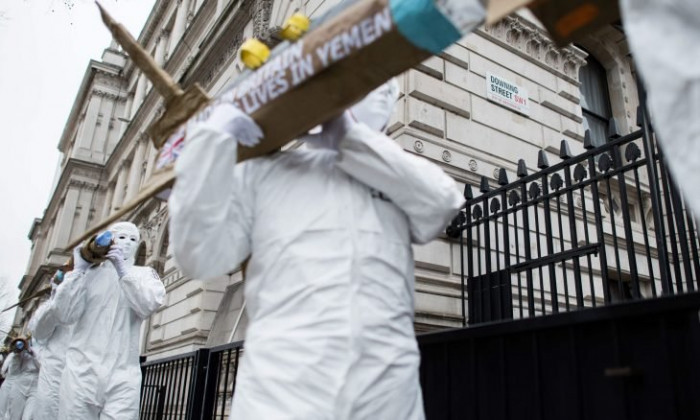 التایمز: یجب على بریطانیا التوقف عن بیع السلاح للسعودیة