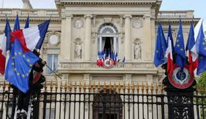 دخول فرنسی على الازمة اللبنانیة وملف الترسیم ابرز المحطات.