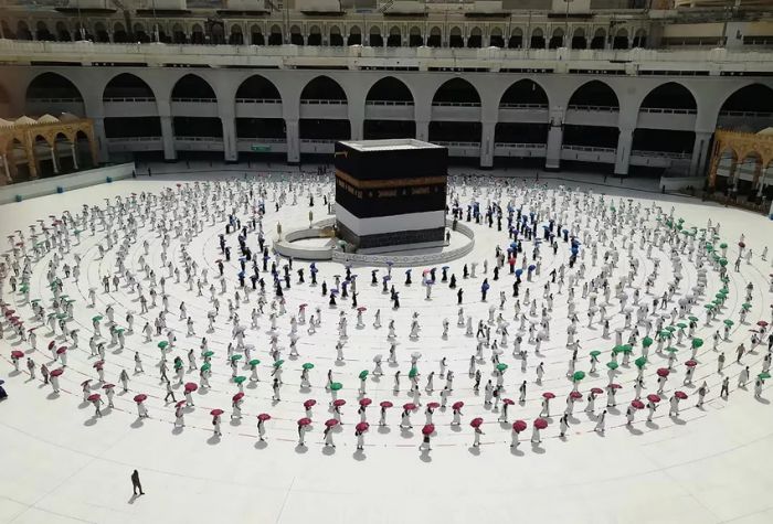 Annual Hajj Begins in Saudi Arabia under Cloud of Novel Coronavirus