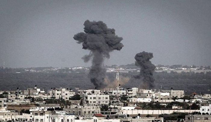 ‘Israeli’ Warplanes Bomb Gaza