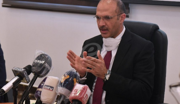 وزیر الصحة اللبنانی یتفقد المستشفیات المیدانیة