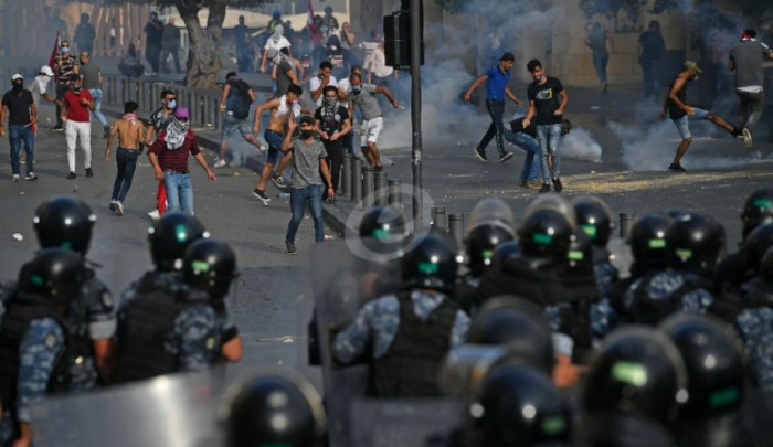 ضغوط کبیرة على دیاب لدفعه الى الاستقالة