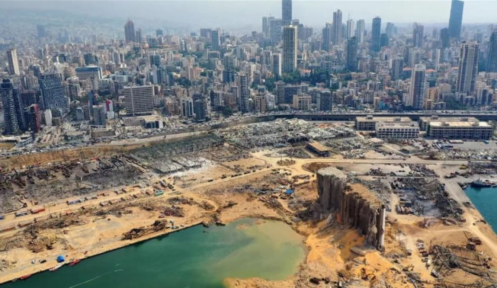 حرکة نشطة فی مرفأ بیروت لاستعادة عافیته