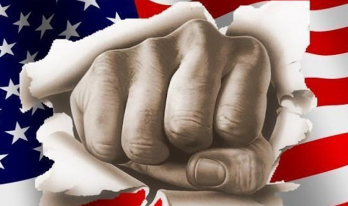 لماذا أكره أمريكا؟!