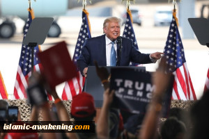 ترامب: إیران والصین تریدان فوز بایدن وسأوقع اتفاقاً مع طهران