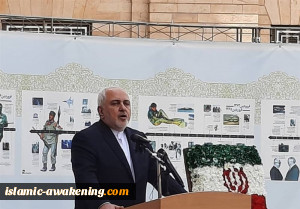 ظریف مخاطباً المسؤولین الأمریکیین: أنتم جبناء ومتوحشون لکنکم لن تستطیعوا إرکاع الشعوب