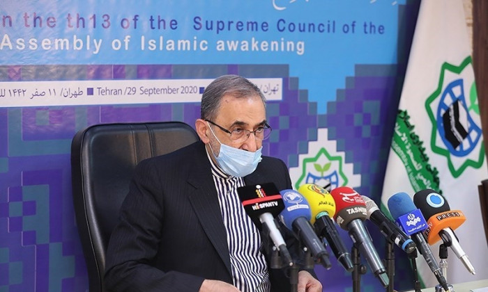 ولايتي: الكيان الصهيوني محاصر وسط جدرانه العازلة