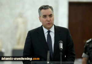 خبیر استراتیجی یتحدث للوقت عن أبعاد وآفاق حکومة مصطفى أدیب فی لبنان