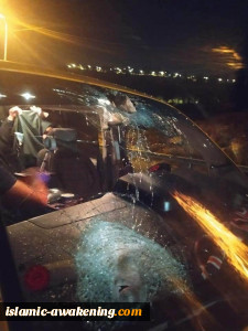 مستوطنون یعتدون بالحجارة على سیّارة فلسطینیین فی رام الله