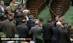 ممثل اليهود بالبرلمان الإيراني: أميركا لن تحقق أهدافها من وراء 