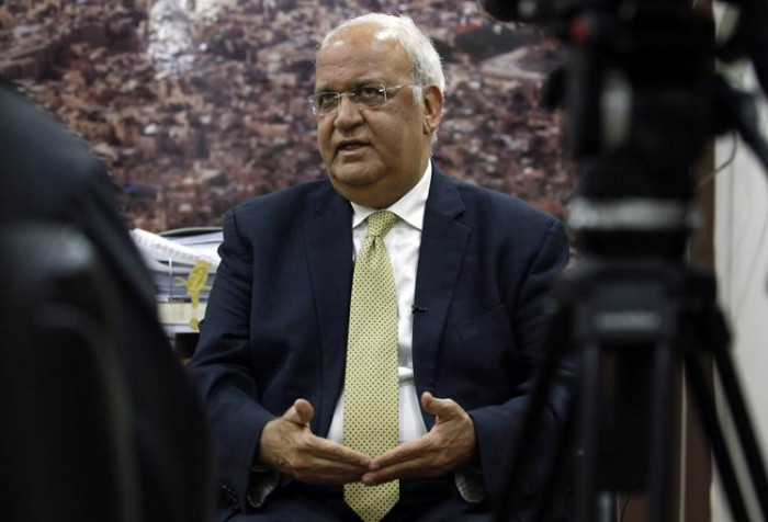 عریقات: فلسطین ستقطع علاقتها مع أی دولة تنقل سفارتها إلى القدس