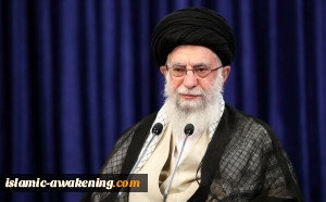 الامام الخامنئی: إهانة المجلّة الفرنسیّة للرّسول الأعظم ترمی إلى حرف الأذهان عن مخططات أمریکا والکیان الصهیونی