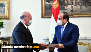 وزیر خارجیة العراق یسلم السیسی رسالة من الکاظمی