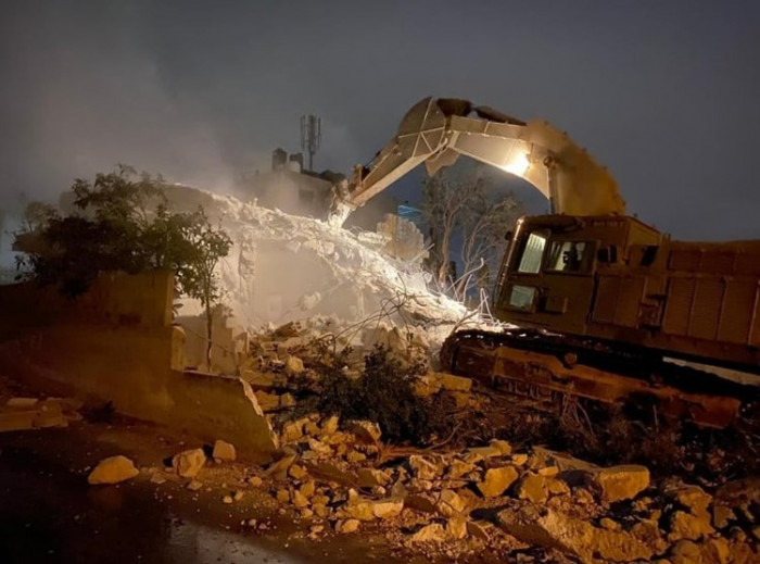 حماس: هدم المنازل یثبت العجز عن إیقاف ثورة الشعب الفلسطینی