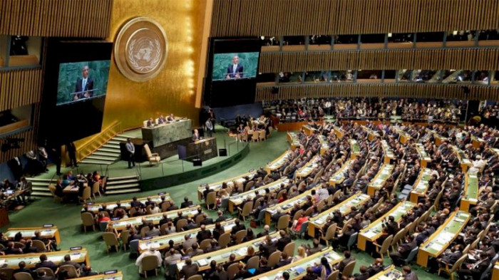 العالم ینتصر لفلسطین وبعض العرب یطبعون