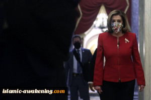 رئیسة مجلس النواب الأمیرکی: لمساءلة ترامب ما لم یقدم استقالته!