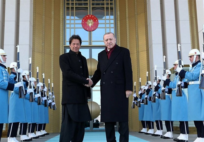 ترکیا وباکستان.. بین التعاون الدفاعی والإنتاج المشترک للمسلسلات التلفزیونیة