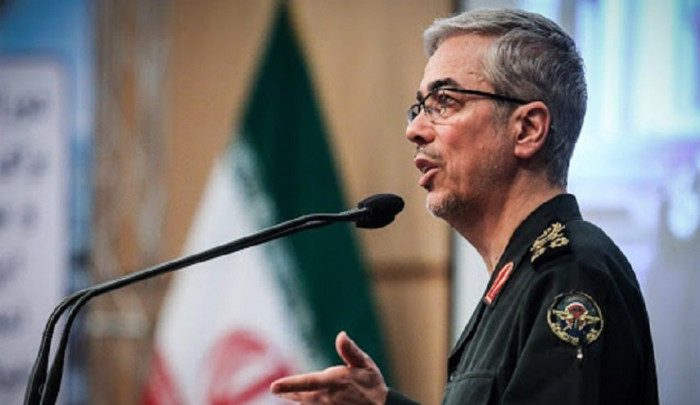 اللواء باقری: أجرینا 10 مناورات رداً على التهدیدات الأمریکیة