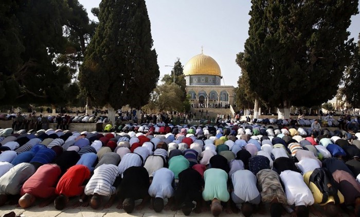 Palestinian Muslims attend Friday prayer at al-Aqsa mosque