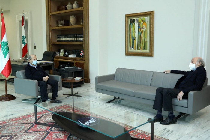 بعد لقائه عون.. جنبلاط: لتبدأ التسویة فی لبنان